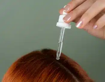 Cuir chevelu sensible ou irrité : quelle huile végétale utiliser ?