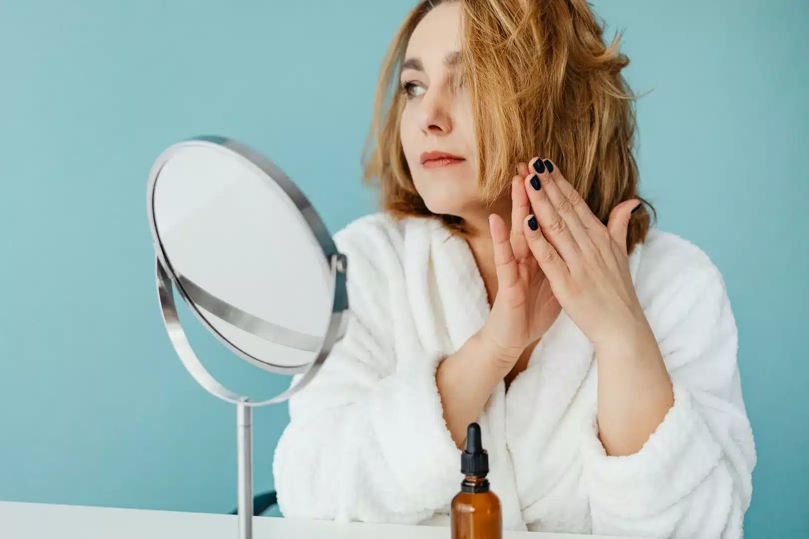 L'huile sèche est idéale pour les cheveux