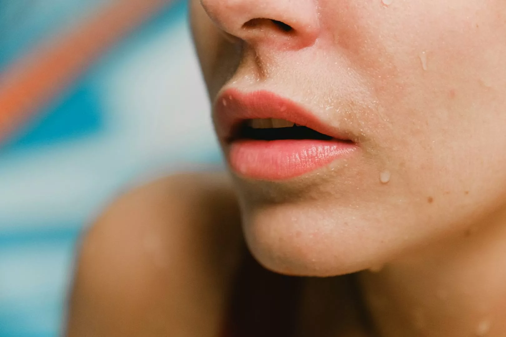 prendre soin de ses lèvres est essentiel dans sa routine quotidienne