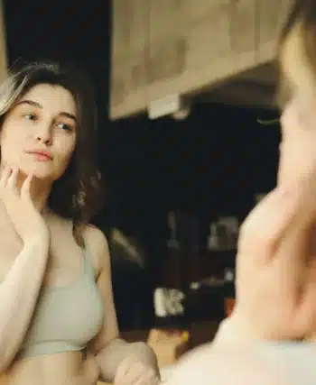 Quelles huiles provençales privilégier pour une routine non comédogène